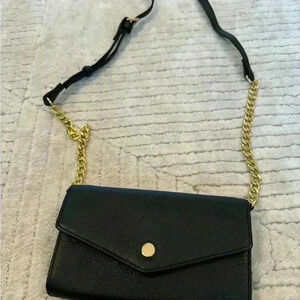 Stella and Max Leather Crossbody Smartphone Wallet Color: Black
